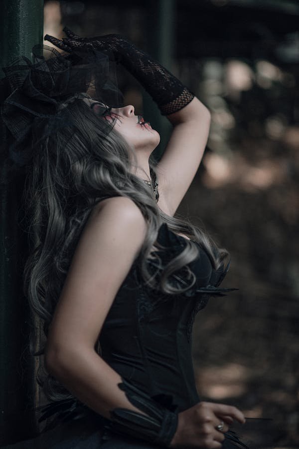 Adoptez le look gothique rock : votre style audacieux.